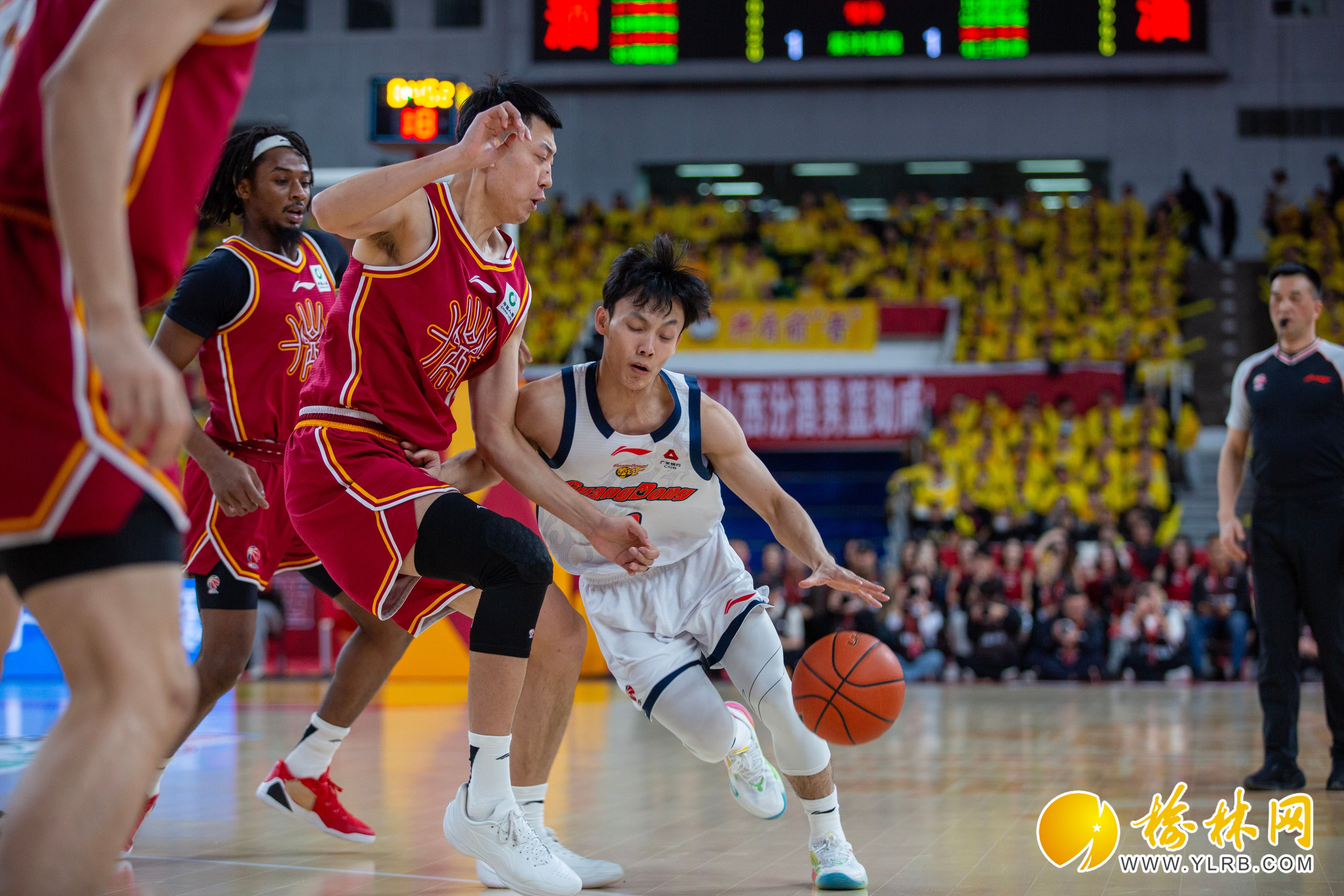 转会期新疆广汇完成体检赛后皇家社会手感冰凉，广东宏远豪取连胜看傻球迷的简单介绍